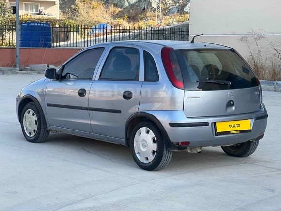 Galeriden Opel Corsa 1.3 CDTI Essentia 2005 Model Hatay
