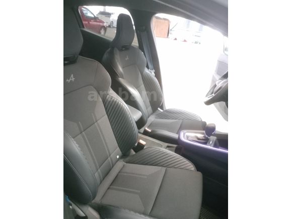 öğretmenden tek elden Renault Clio 1.0 TCe Techno Esprit Alpine 2023 Model Ankara 21.000 km Gri