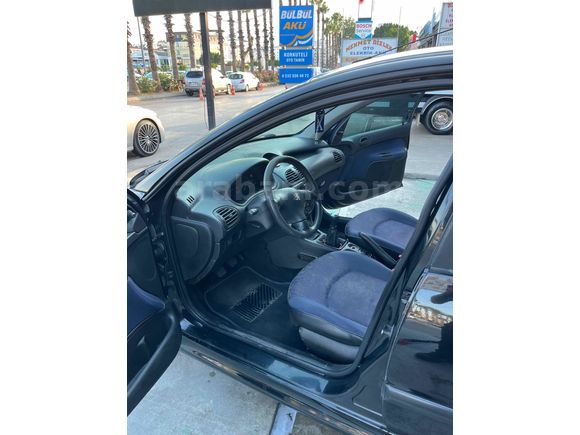 Sahibinden Peugeot 206 1.4 XR 2000 Model 