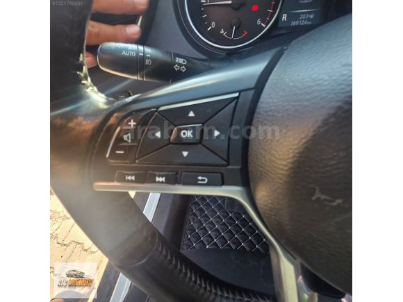2018 ÇIKIŞLI CAM TAVAN 1.6 DİZEL OTOMATİK