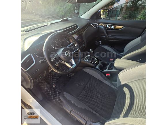 2018 ÇIKIŞLI CAM TAVAN 1.6 DİZEL OTOMATİK