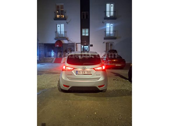 Sahibinden Değişensiz 80bin km Hyundai ix20 1.4 Mode 2011 Model 