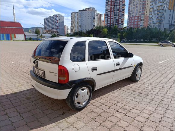 Sahibinden Opel Corsa 1.4 GLS 2000 Model 