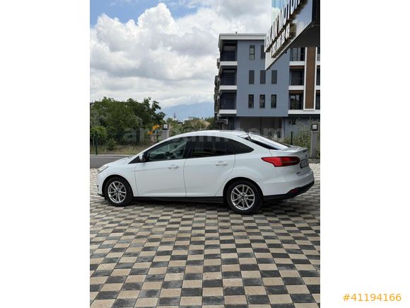 2017 FORD FOCUS 1.6 TDCI TREND X