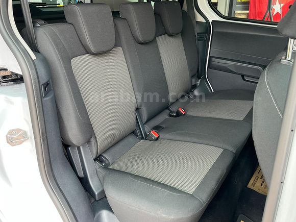 BEYDOĞANLAR'DAN 2025 MODEL FORD COURİER 1.0 TİTANİUM DELUXE