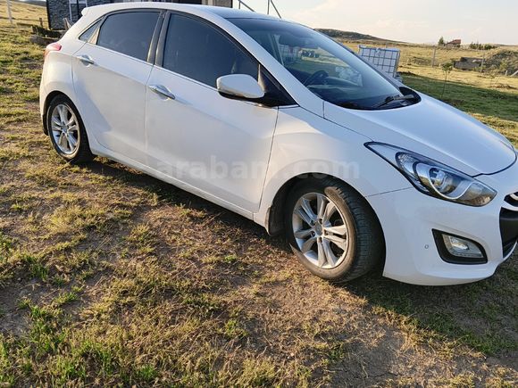 Sahibinden Hyundai i30 1.6 CRDi Elite 2013 Model