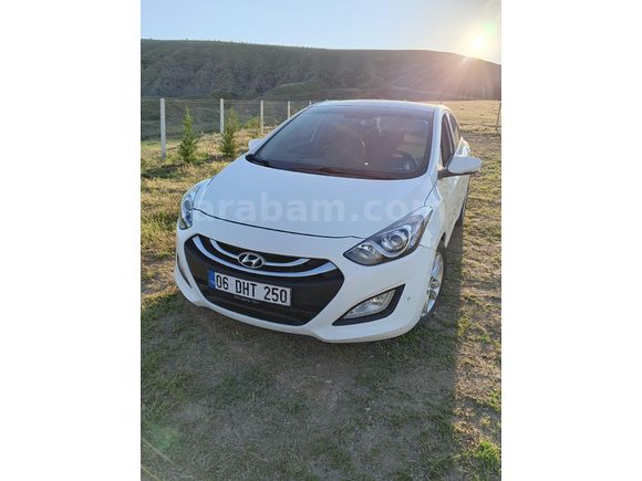 Sahibinden Hyundai i30 1.6 CRDi Elite 2013 Model