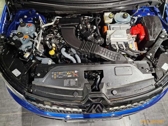 Mais İzmir Şube Austral 1.2 E-Tech Hybrid Techno Esprit Alpine