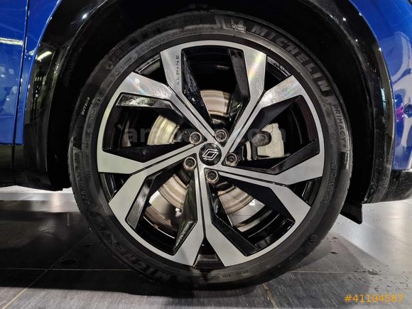 Mais İzmir Şube Austral 1.2 E-Tech Hybrid Techno Esprit Alpine