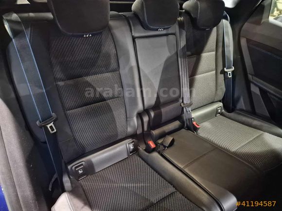 Mais İzmir Şube Austral 1.2 E-Tech Hybrid Techno Esprit Alpine