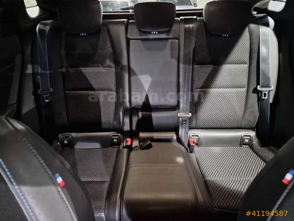 Mais İzmir Şube Austral 1.2 E-Tech Hybrid Techno Esprit Alpine