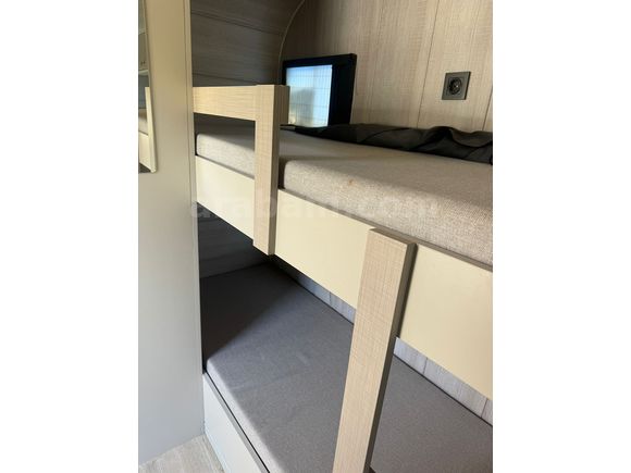 ACİL SATILIK 3,90 LIK GÜNEŞ PANELLİ REKVAN KARAVAN