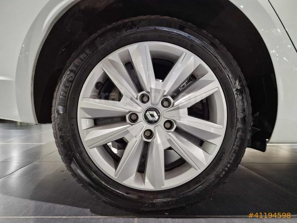 Mais İzmir Şube 2025 Megane Sedan 1.3 TCe Touch EDC