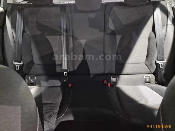 Mais İzmir Şube 2025 Megane Sedan 1.3 TCe Touch EDC