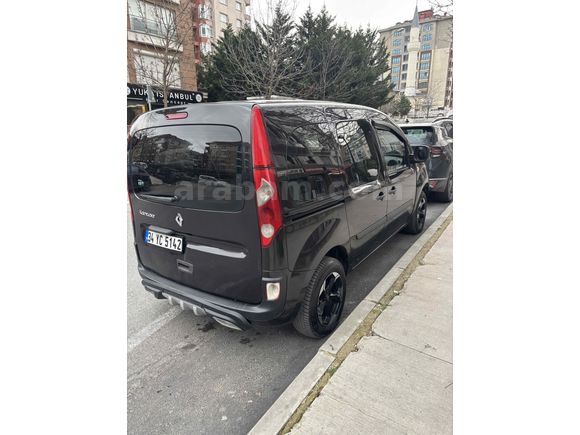 Sahibinden Renault Kangoo Multix 1.5 dCi Expression 2010 Model 