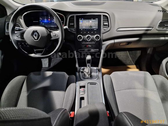 Mais İzmir Şube 2025 Megane Sedan 1.3 TCe Touch EDC