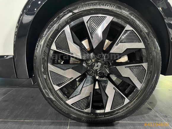 MAİS İZMİR Rafale 1.2 e-Tech Esprit Alpine Saten Beyaz