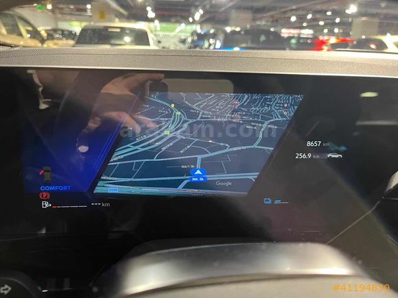 MAİS İZMİR Rafale 1.2 e-Tech Esprit Alpine Saten Beyaz