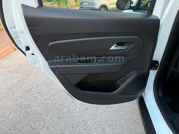 2019_1.3 TCE 130 PS_62.000 KM'DE_HATASIZ-BOYASIZ_PRESTİJE_DUSTER