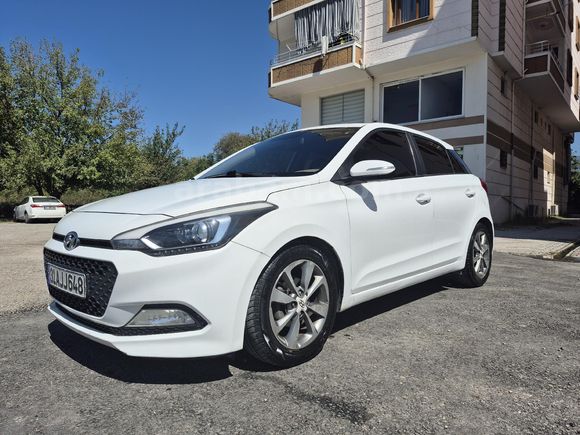 Sahibinden Hyundai i20 1.2 MPI Style 2016 Model
