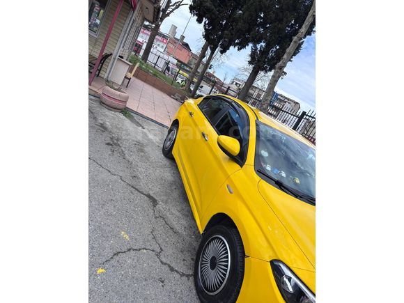 Sahibinden Fiat Egea 1.3 Multijet Easy 2022 Model  320.000 km Sarı