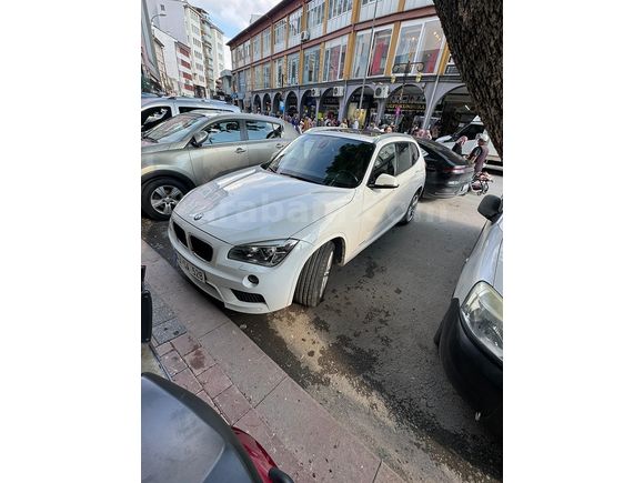 BMW x1 sahıbınden 05458126517 telefondan ulasabılırsınız