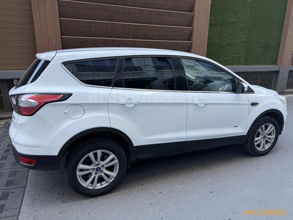 Türkiye'de Tek.2017 model sadece 34.000 Km'de-4*4