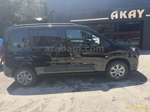 RUHSAT SAHİBİNDN 2026 0 KM COMBO LIFE EDİTİON OTOMATİK