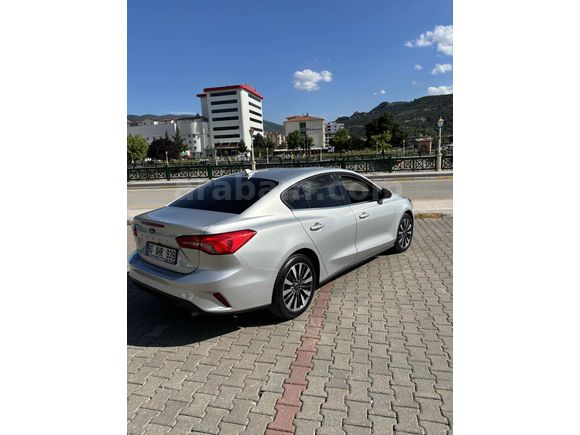 Sahibinden Ford Focus 1.5 TDCi Titanium X 2023 Model 