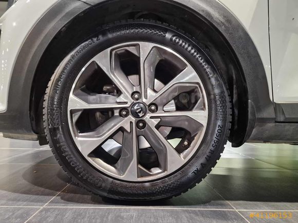 Mais İzmir Şube'den 2020 Kıa Stonic 1.4 MPI Elegance Konfor