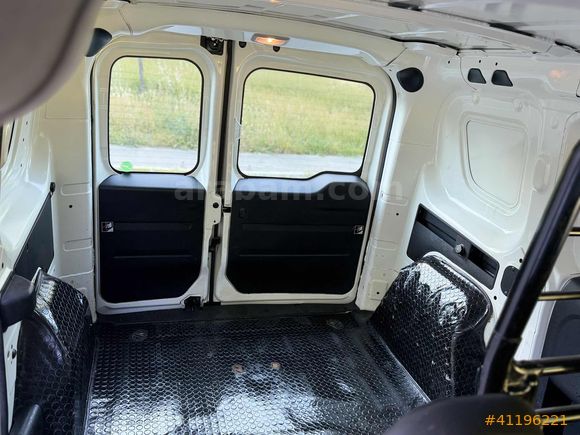 VENÜS OTO DAN 2015 MODEL ORJİNAL 170.000 KM DE DOBLO