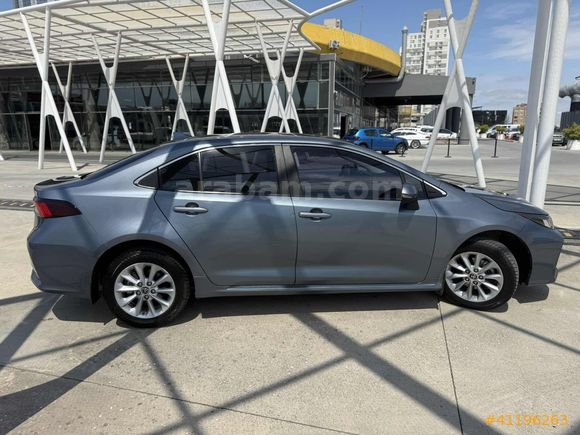 TOYOTA COROLLA YETKİLİ SERVİS BAKIMLI GARANTİLİ