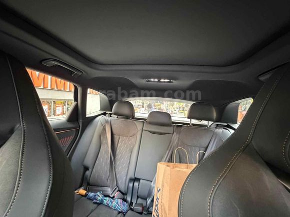 Sahibinden Cupra Terramar 1.5 e-TSI Supreme 2025 Model  8.500 km Lacivert