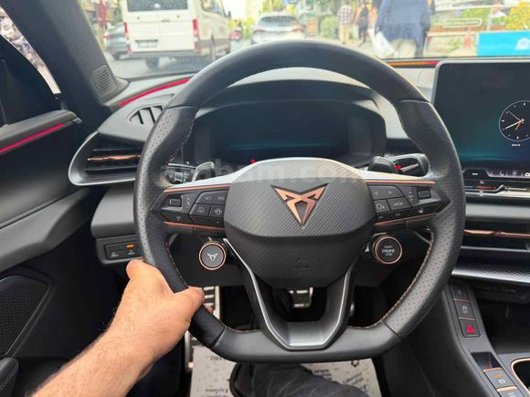 Sahibinden Cupra Terramar 1.5 e-TSI Supreme 2025 Model  8.500 km Lacivert