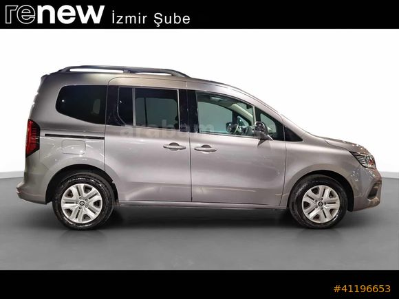 MAİS İZMİR Renault Kangoo Multix 1.3 Tce Iconic EDC