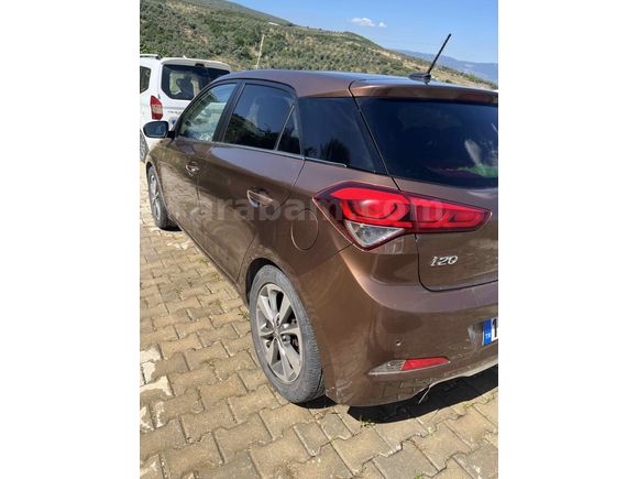 Sahibinden Hyundai i20 1.4 CRDi Style 2014 Model 