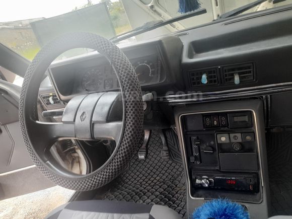 Sahibinden Renault R 9 1.4 Broadway 1993 Model