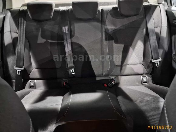 Mais İzmir Şube Megane 1.5 BluedCi Joy EDC