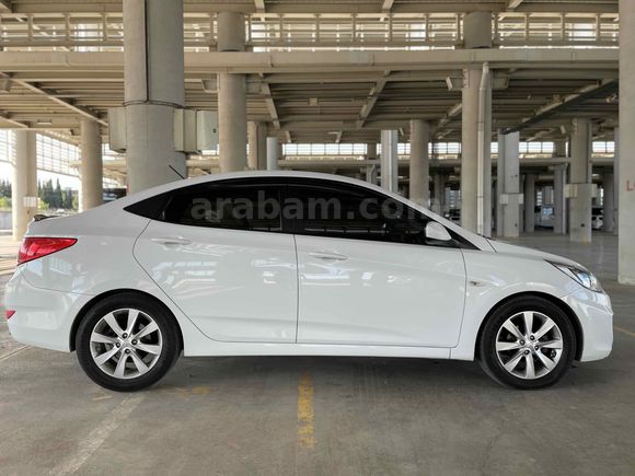 Sahibinden Hyundai Accent Blue 1.6 CRDI Mode Plus 2018 Model 