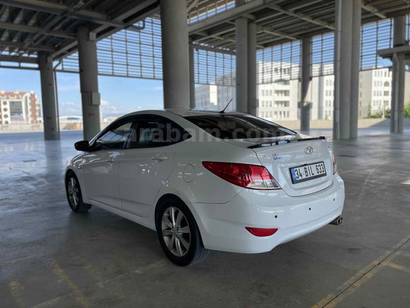 Sahibinden Hyundai Accent Blue 1.6 CRDI Mode Plus 2018 Model 