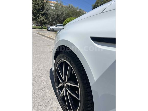 Sahibinden Renault Megane 1.3 TCe Joy 2021 Model 