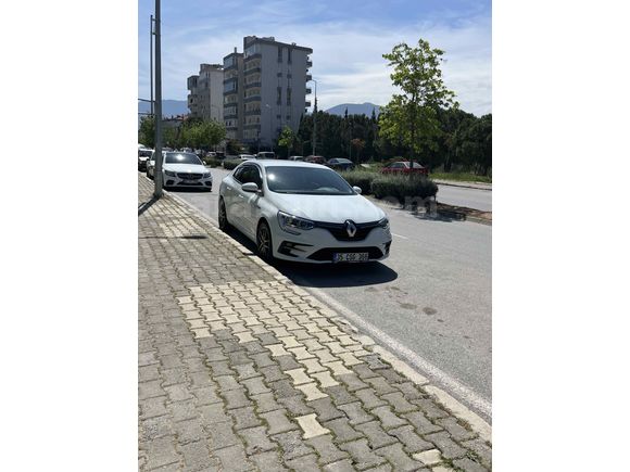 Sahibinden Renault Megane 1.3 TCe Joy 2021 Model 