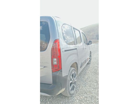 2024 Sahibinden Citroen berlingo xtr shine bold
