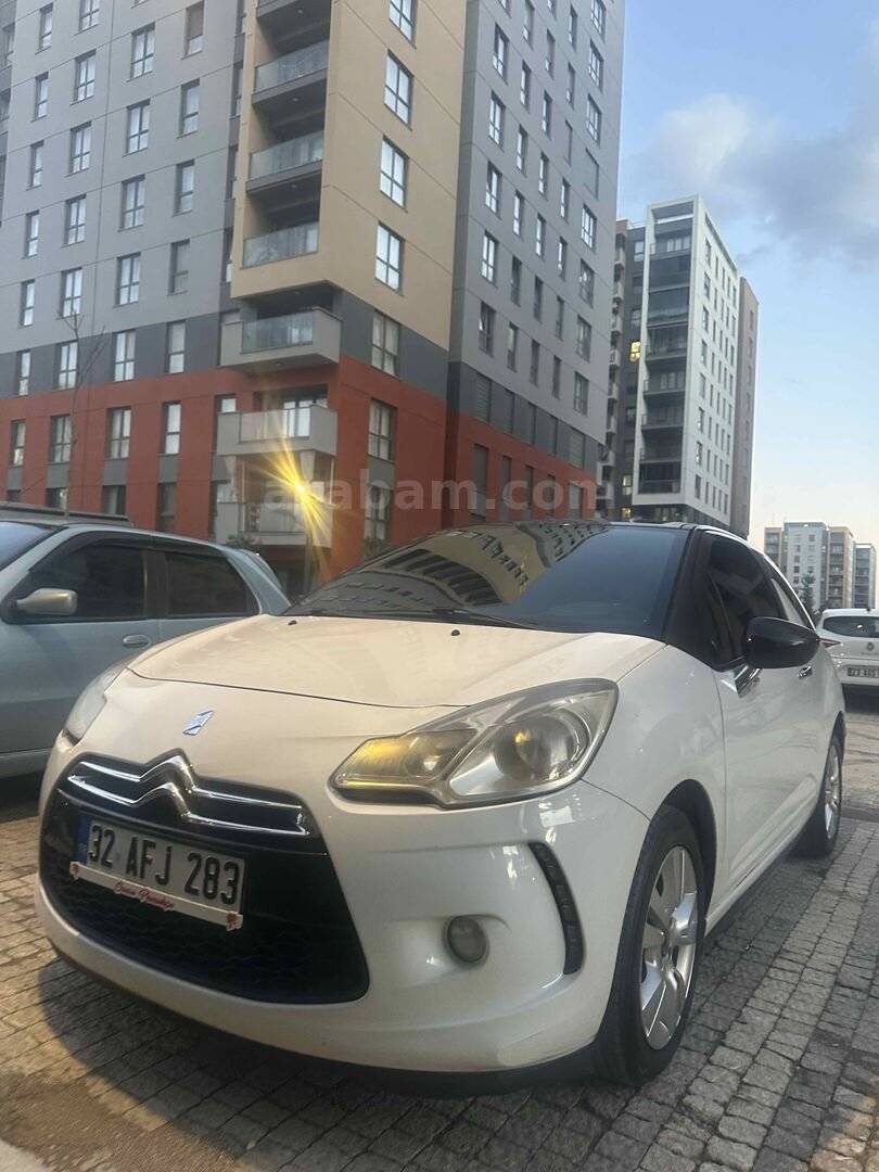 Sahibinden DS Automobiles DS3 1.6 VTi DStyle 2011 Model Antalya 230.000 km Beyaz 5
