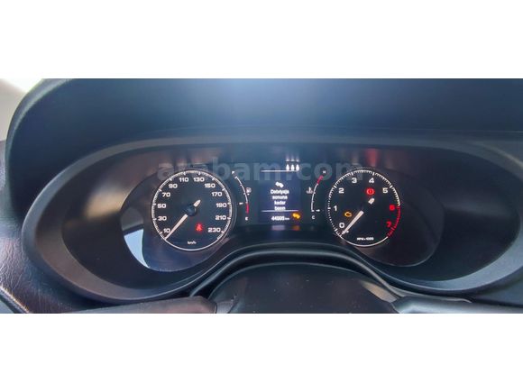 Sahibinden Fiat Egea 1.4 Fire Easy 2021 Model  45.000 km Beyaz