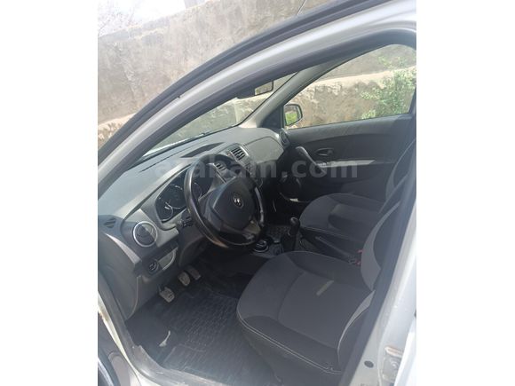 Renault Symbol 1.2 Joy 2015 benzin  LPG li