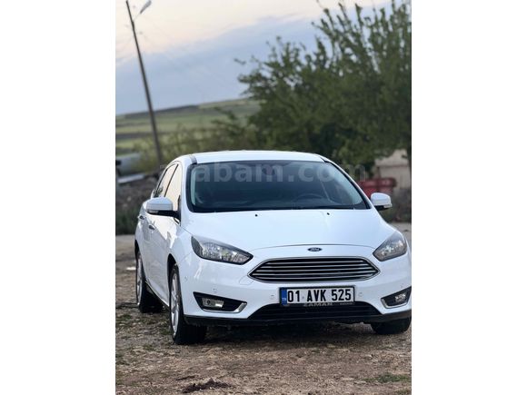 Sahibinden Ford Focus 1.5 TDCi Style 2015 Model  247.000 km Beyaz