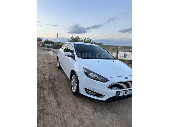 Sahibinden Ford Focus 1.5 TDCi Style 2015 Model  247.000 km Beyaz