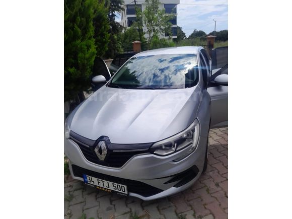 Sahibinden Renault Megane 1.3 TCe Joy 2022 Model