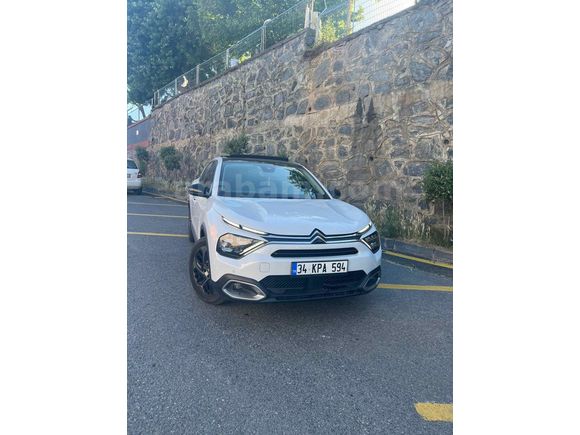 Sahibinden Citroen C4 X 1.2 PureTech Shine bold 2024 Model  26300 km Beyaz